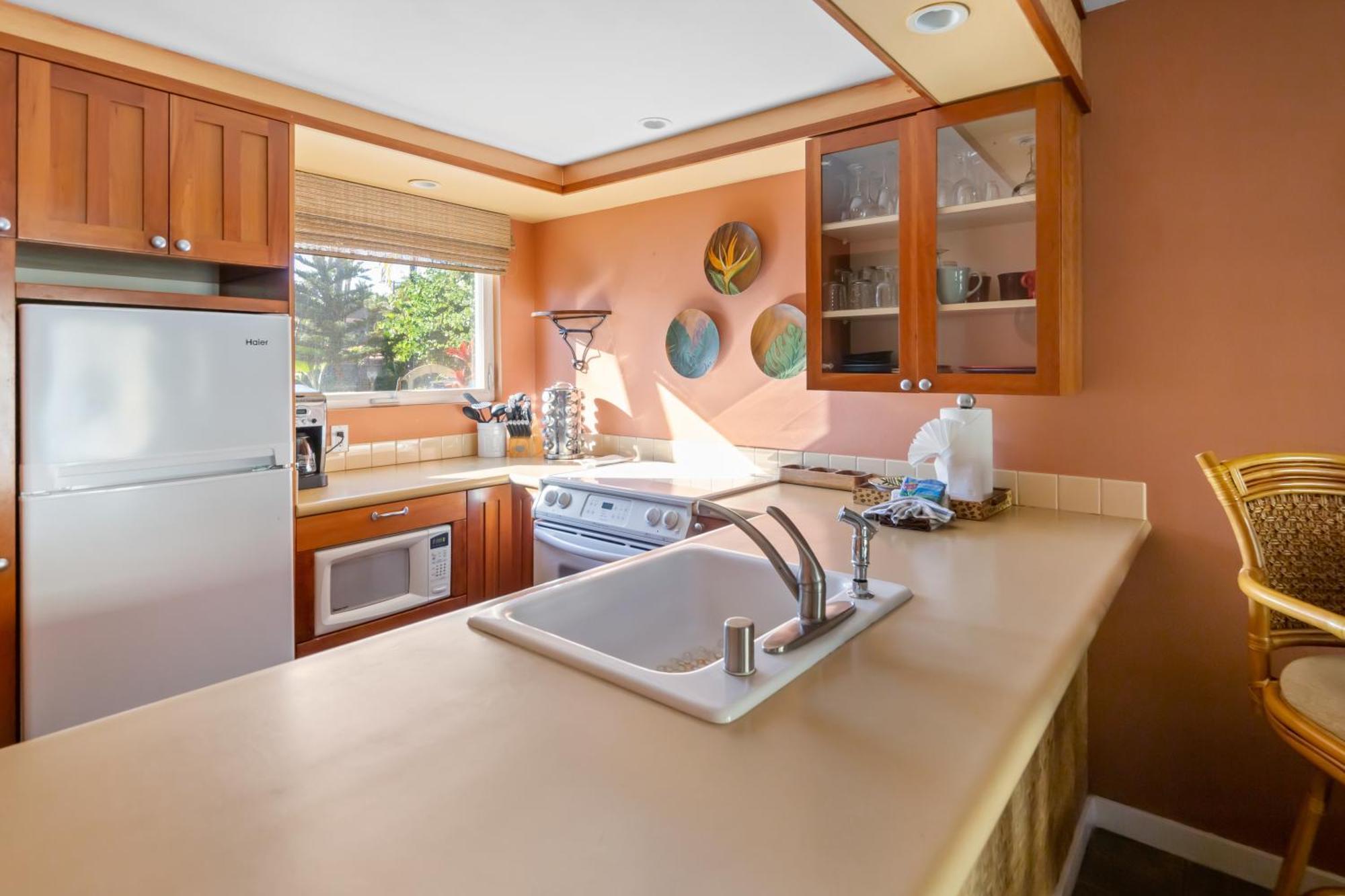 Bamboo Suite, 1 Bedroom, Sleeps 4, Pool & Bbq, Pre-Renovation Summer Sale Kihei Εξωτερικό φωτογραφία